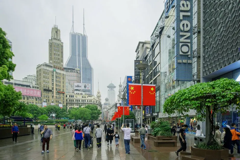 How to Pay in China 2026: Alipay, WeChat Pay & Cash for Foreigners