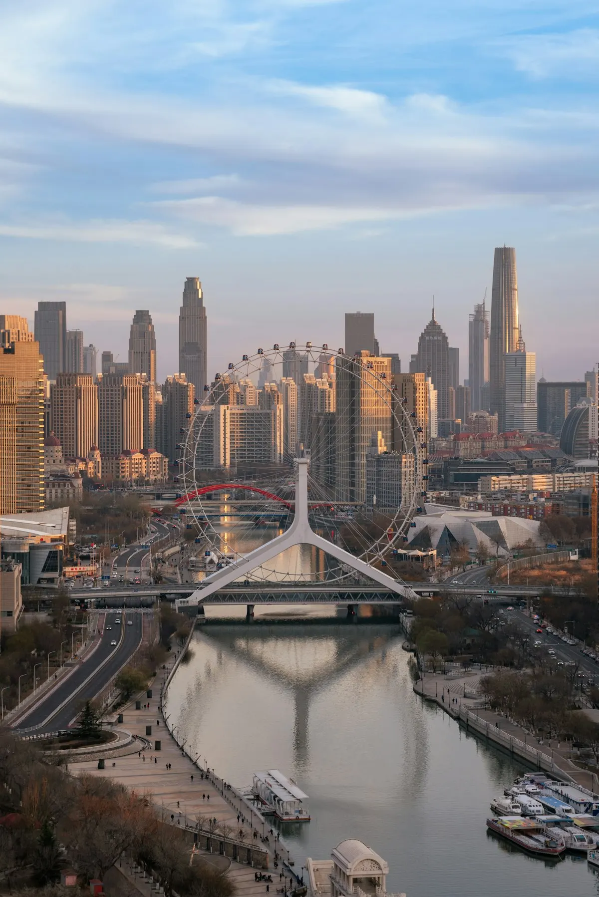 天津